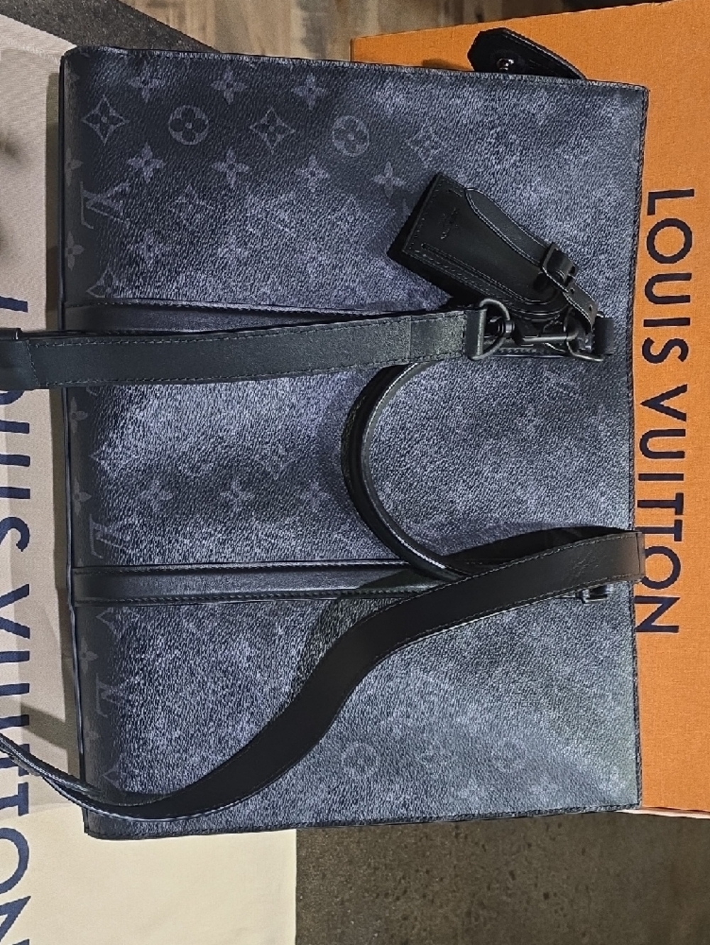 Louis Vuitton Men's Black Monogram Canvas Messenger Tote - Picture 3 of 4